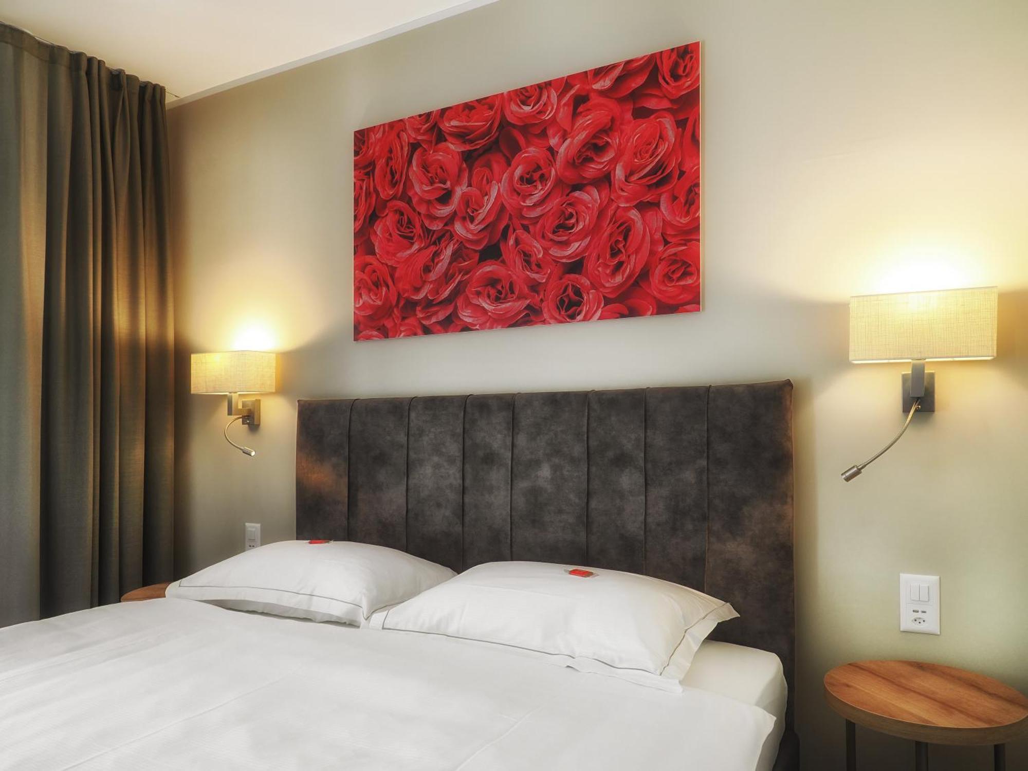 Ristorante Charme Hotel Tre Terre Ponte Brolla Екстер'єр фото