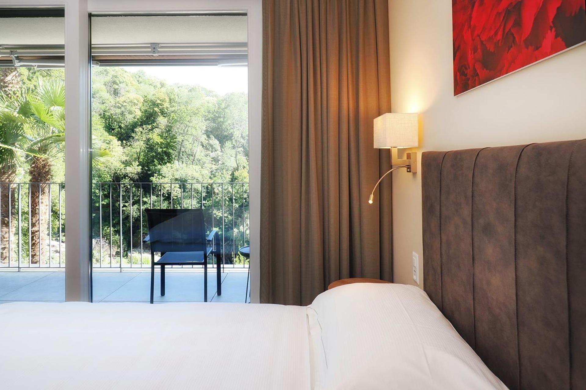 Ristorante Charme Hotel Tre Terre Ponte Brolla Екстер'єр фото