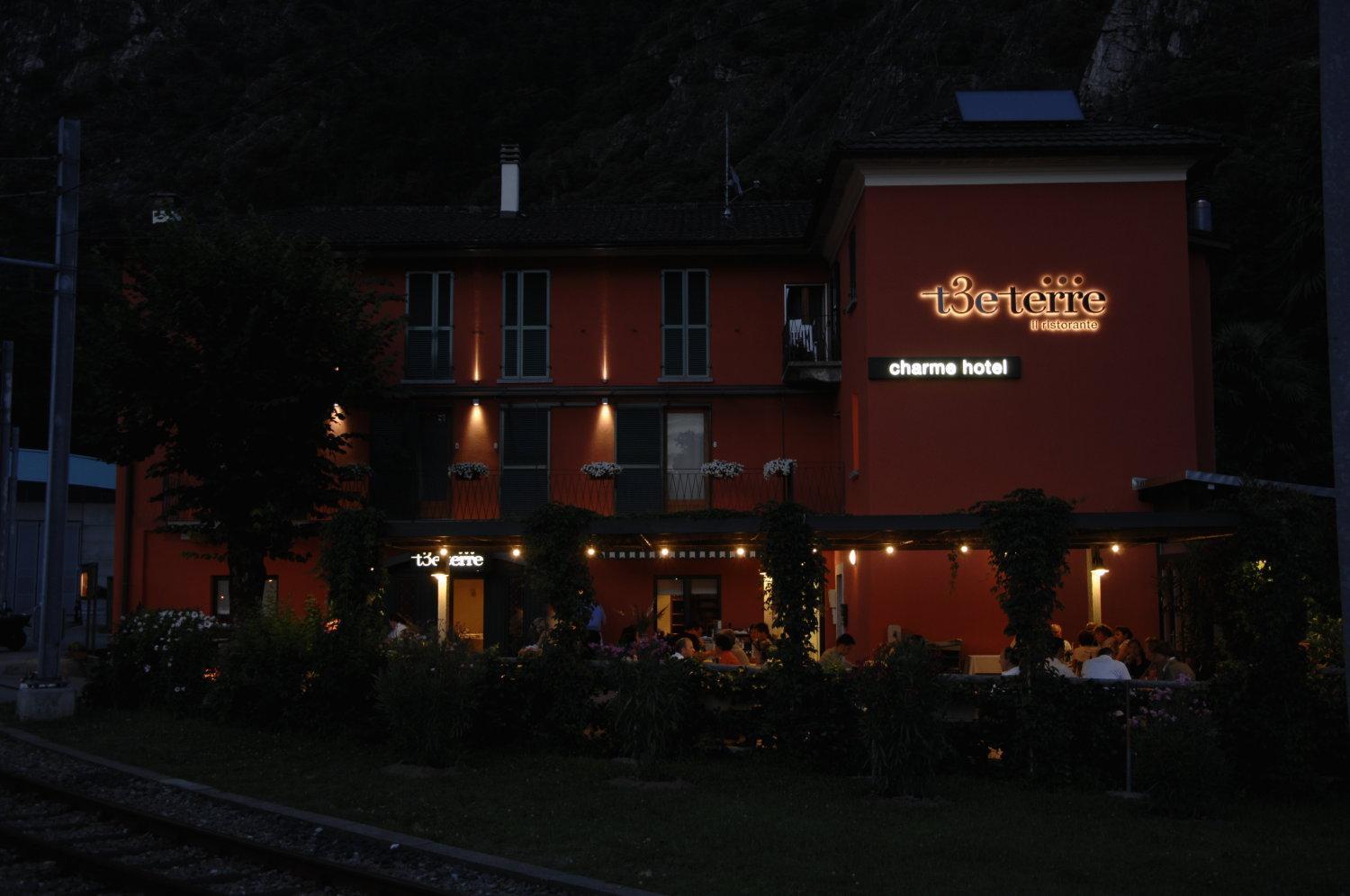 Ristorante Charme Hotel Tre Terre Ponte Brolla Екстер'єр фото