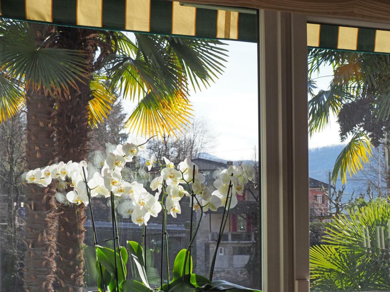 Ristorante Charme Hotel Tre Terre Ponte Brolla Екстер'єр фото